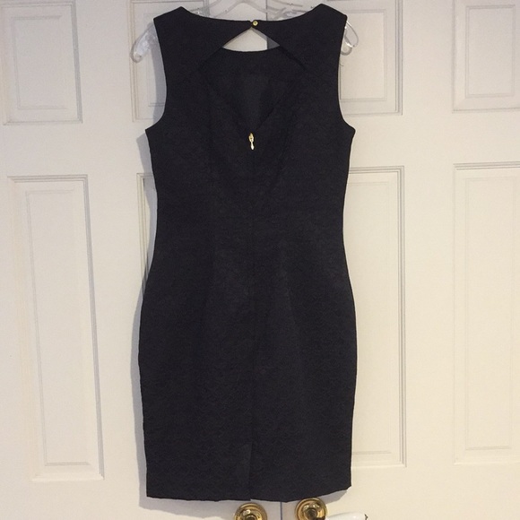 H&M Black Jacquard Weave Dress with Keyhole Back - Picture 3 of 11